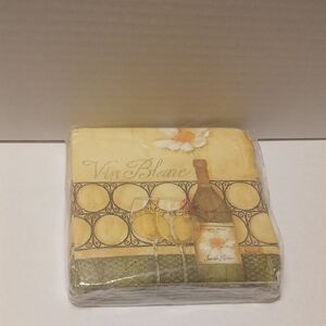 Design Design Disposable Napkins Yellow Green NWT